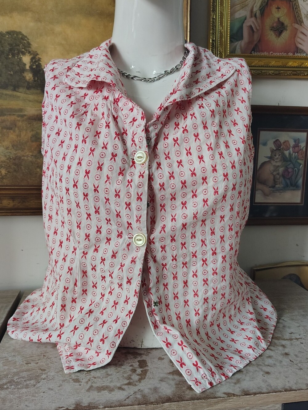 Handmade 1960s Blouse Top Red White Allover Print Mod  L-XL Extra Large Tank